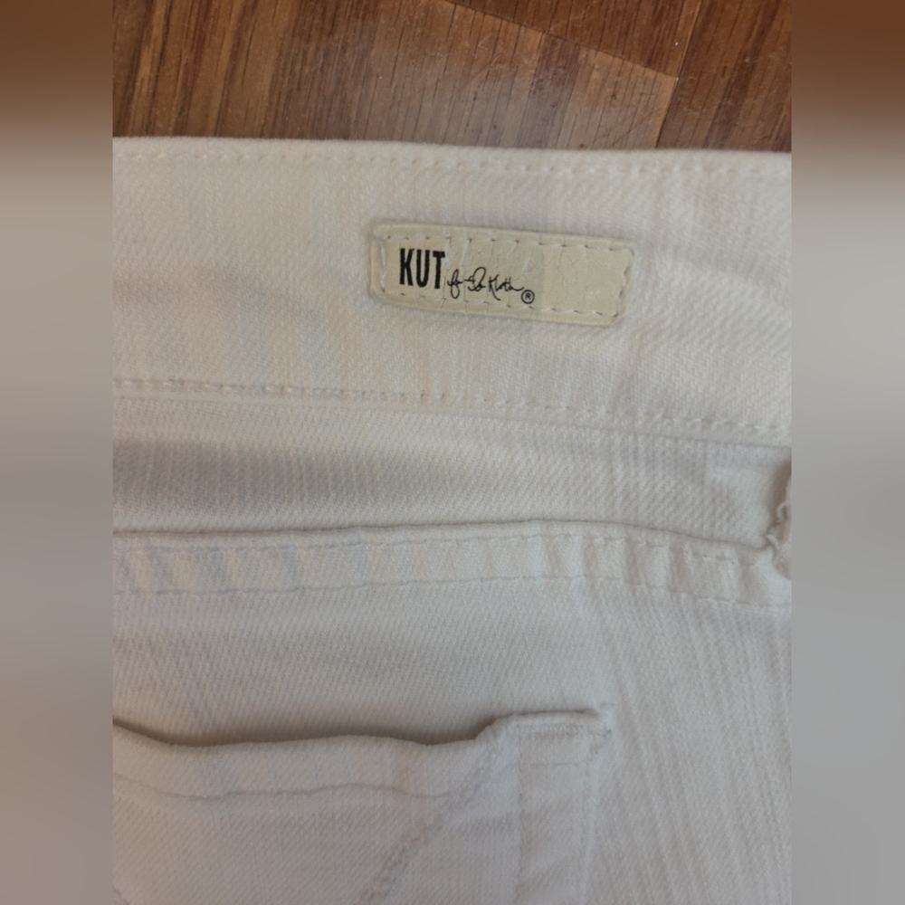 White Nwot Kut From The Kloth Catherine Boyfriends Jeans Size 10 - Picture 9 of 13